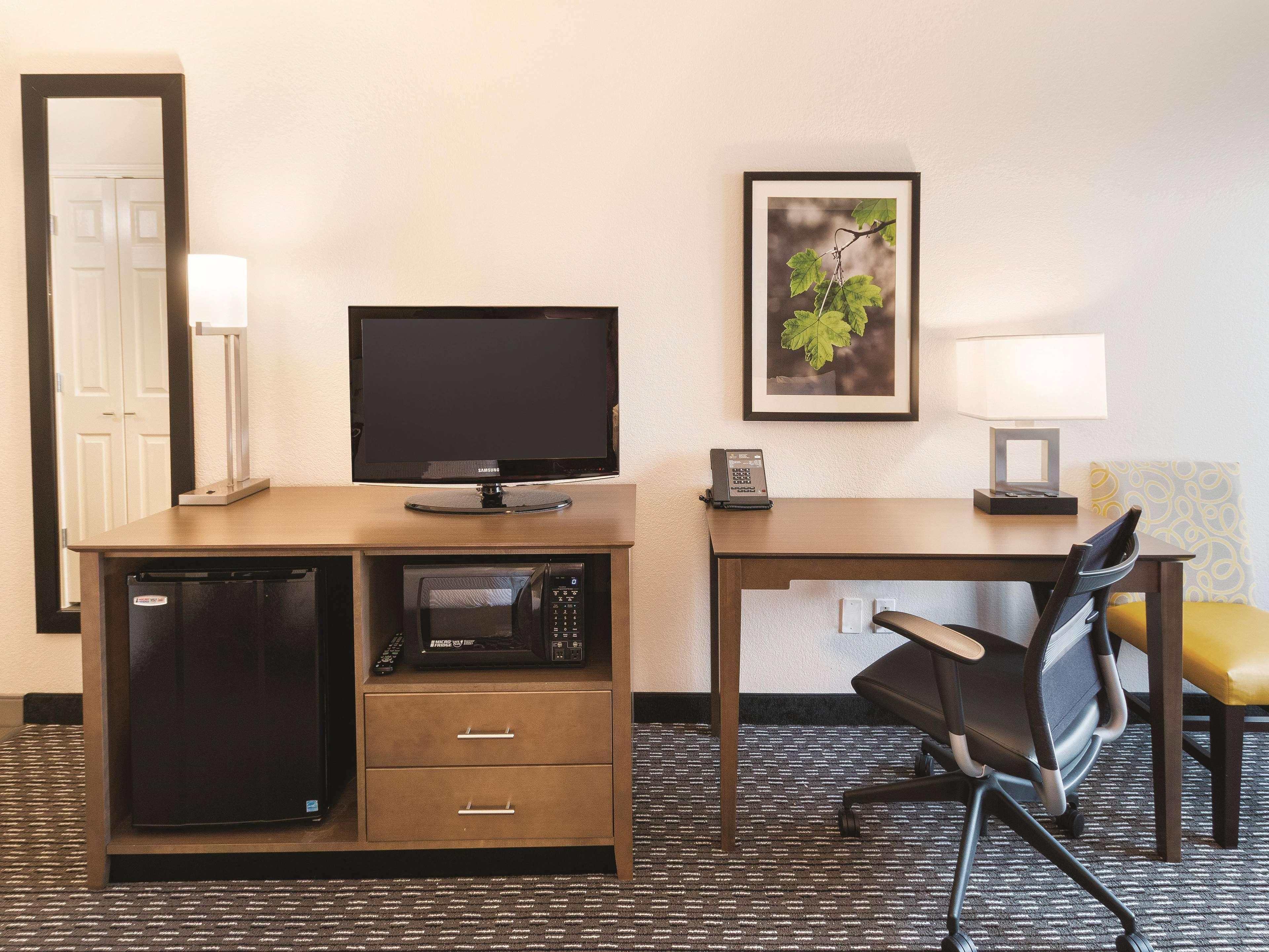 Hotel La Quinta By Wyndham Arlington North 6 Flags Dr Esterno foto