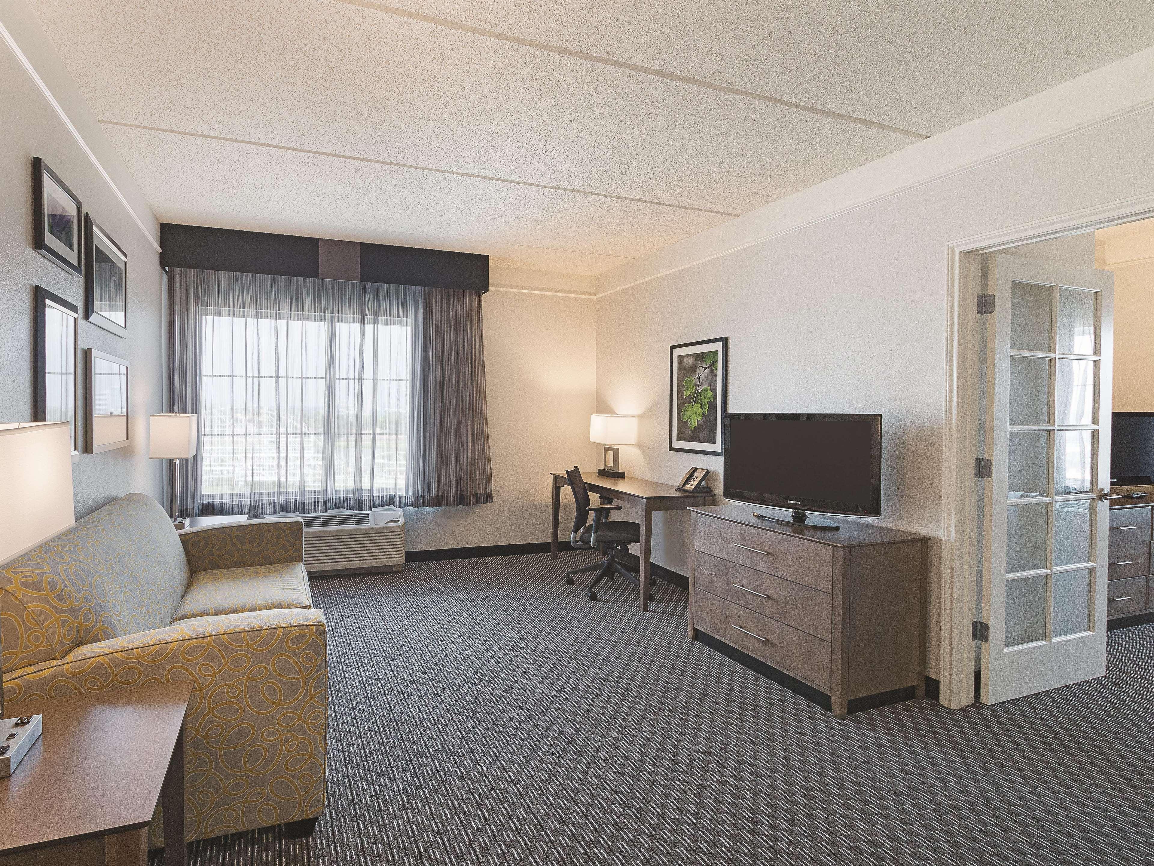 Hotel La Quinta By Wyndham Arlington North 6 Flags Dr Esterno foto