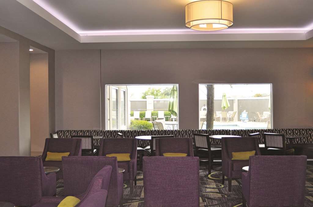 Hotel La Quinta By Wyndham Arlington North 6 Flags Dr Servizi foto